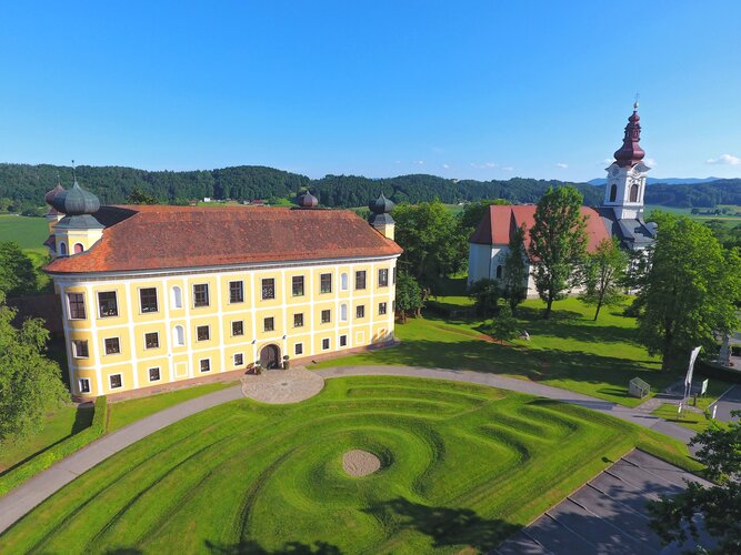 Blick auf ein Schloss