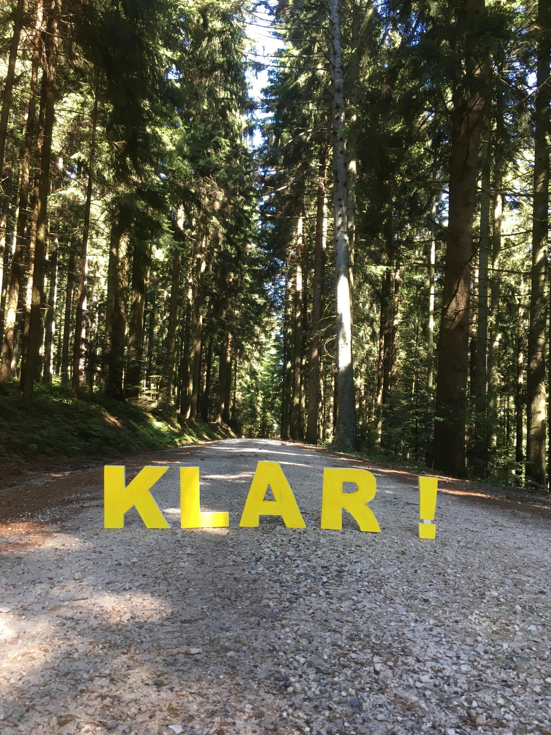 KLAR! Buchstaben auf Weg